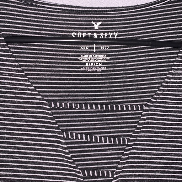 AEO T - Picture 2 of 5